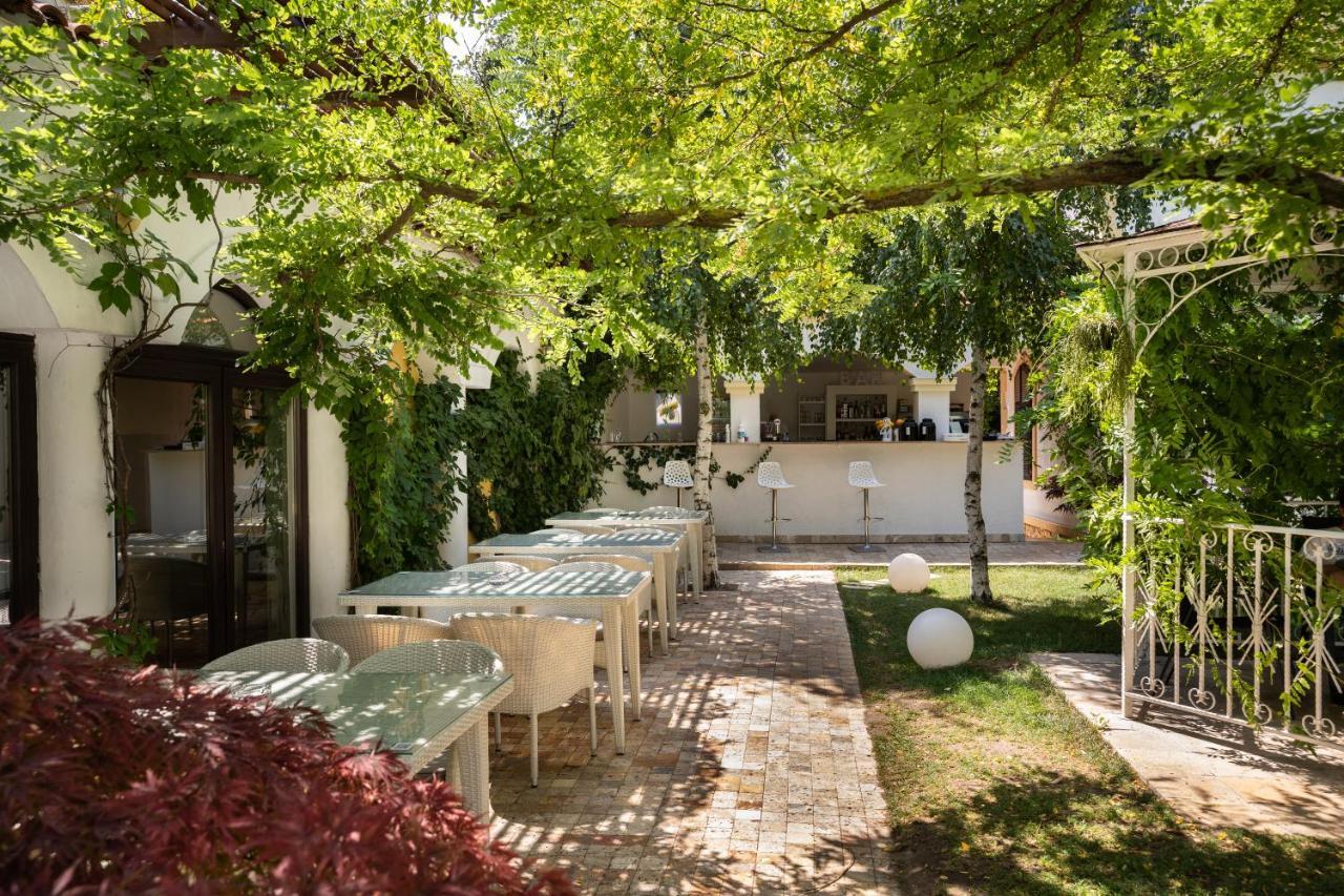 Villa Pontica 那沃达利 外观 照片
